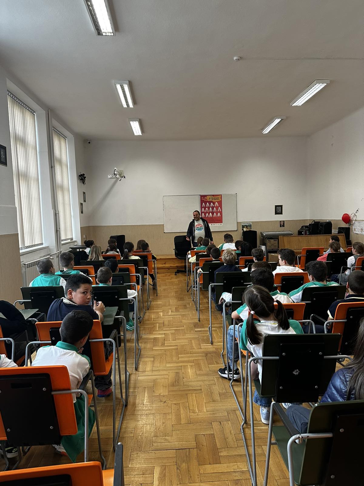 IMG-6cf3d692abae792785d6dda790ad87b4-V.jpg