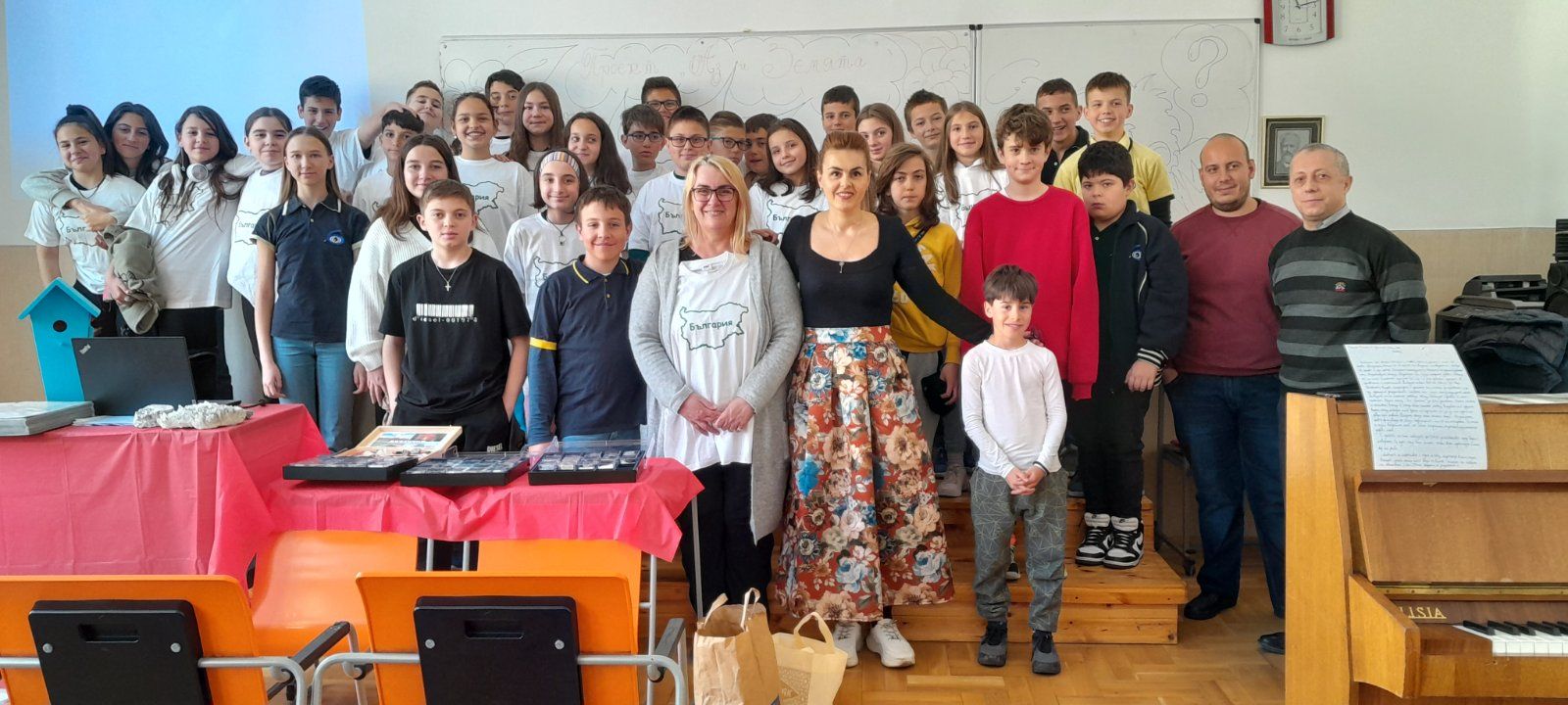 IMG-93b8d7a226984cb082545012b41d56f9-V.jpg